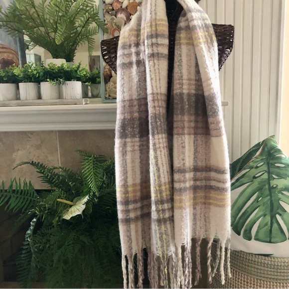 NWT Aimee Lynn Super Soft & Large 85” Long Scarf - Picture 7 of 9